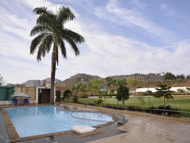 Hotel Lake View Saputara Ngoại thất bức ảnh