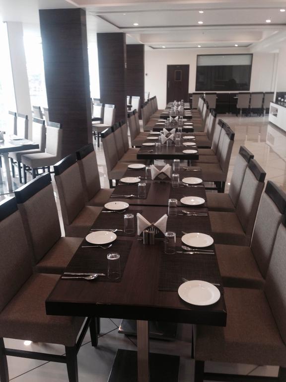 Hotel Lake View Saputara Ngoại thất bức ảnh